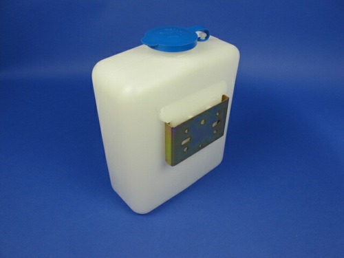 30V154A スクリーンウォッシャータンク & ポンプ、S3、SV、CSR