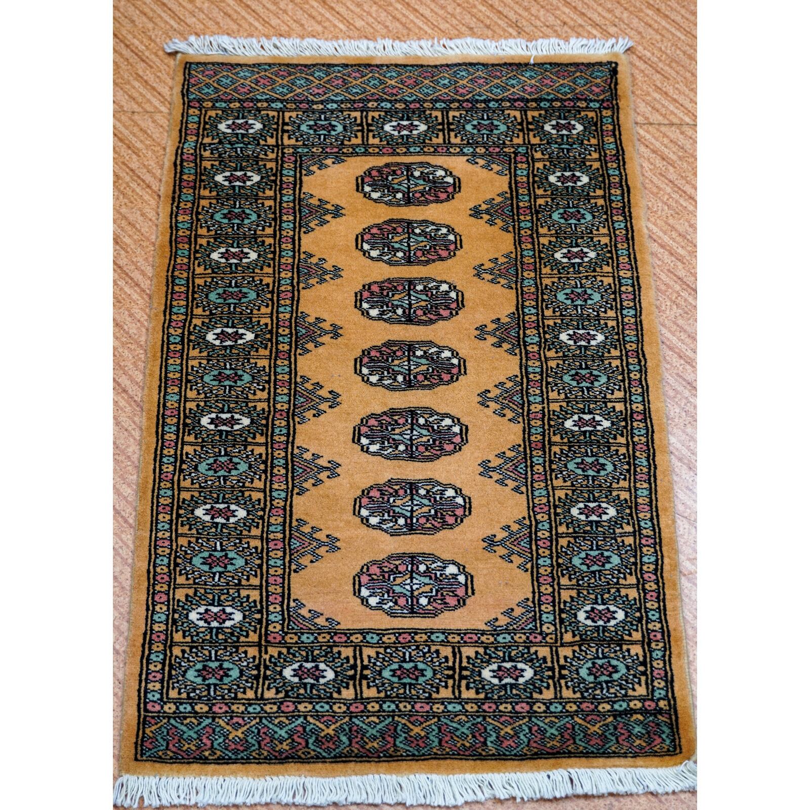 3年保証 即日出荷 116×79cm【高品質パキスタン手織り絨毯