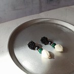 木の実‐konomi（BK×WH）　ピアス
