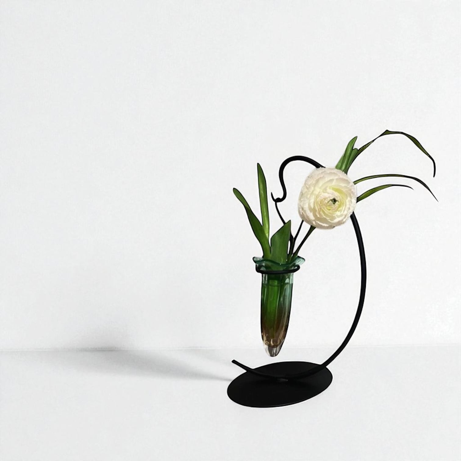 Flower Vases 花器 | TSUNE;田中恒子の器 オンラインストア