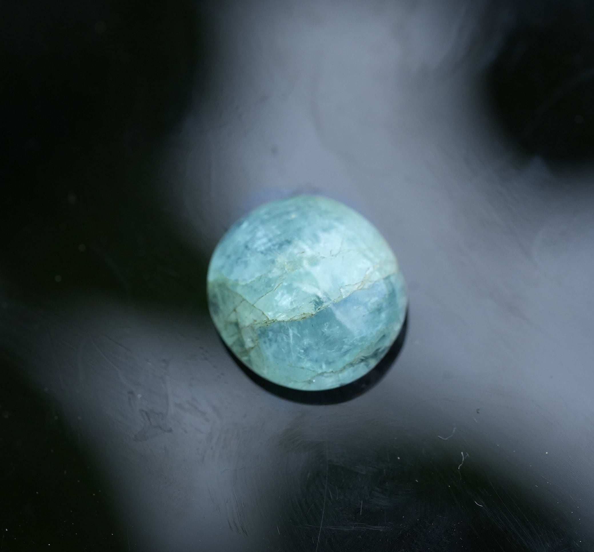 クラックに虹☆アクアマリン s1525 | Funky garuda Stone