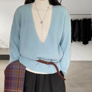 deep v-neck knit　J00353