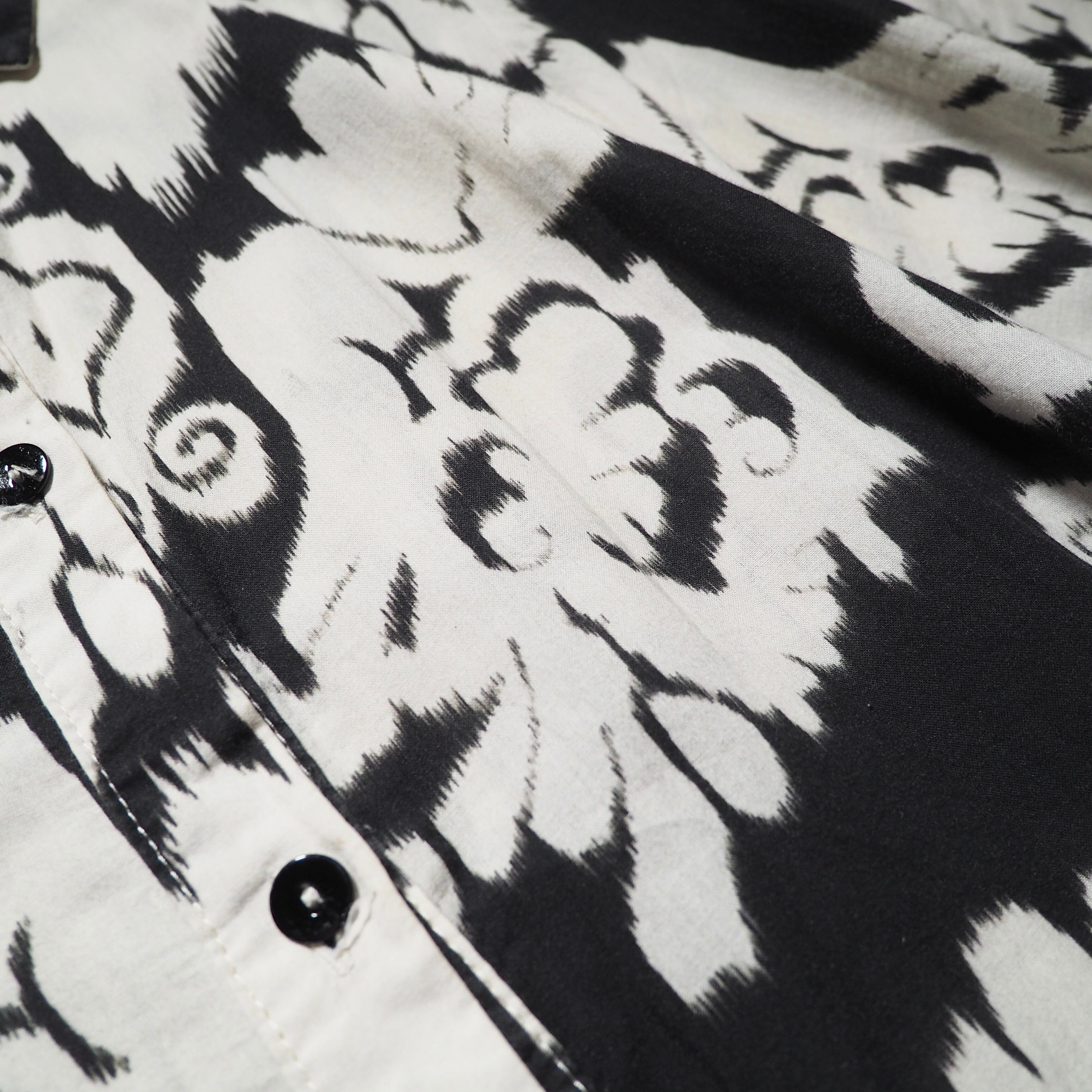 1990s Beautiful Gothic Flower pattern Design vintage onepiece Dress (made in Italy)