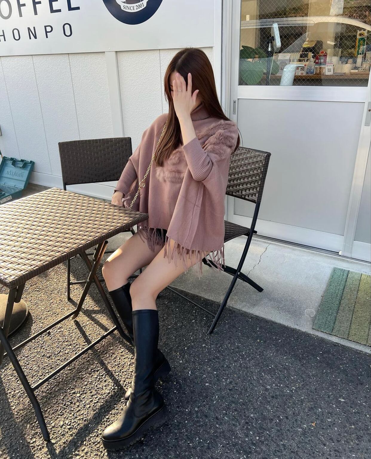 再入荷】全4色タートルネックニットファーポンチョ | ROSE AURA