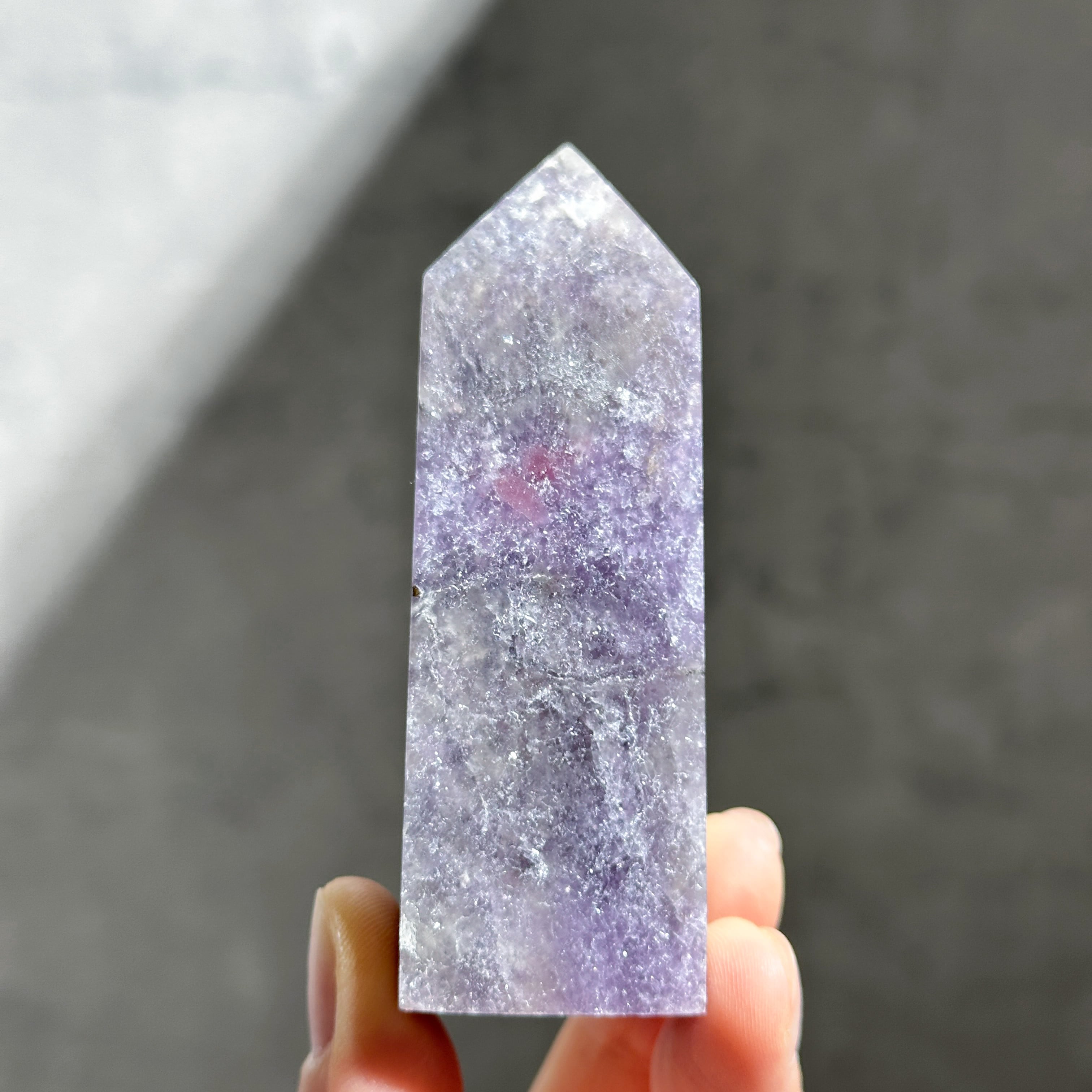 ユニコーンストーン タワー 83◇ Unicorn Stone ◇天然石・鉱物