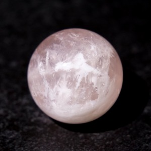 セリサイトインローズクォーツ / ミニ スフィア【φ2.2cm】