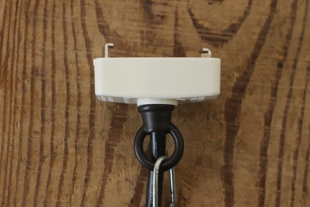 ヴィンテージ 琺瑯 照明 ホーローペンダントライト ランプ インダストリアル 白 ヴィンテージ 琺瑯 照明 ホーローペンダントライト ランプ 吊り下げ