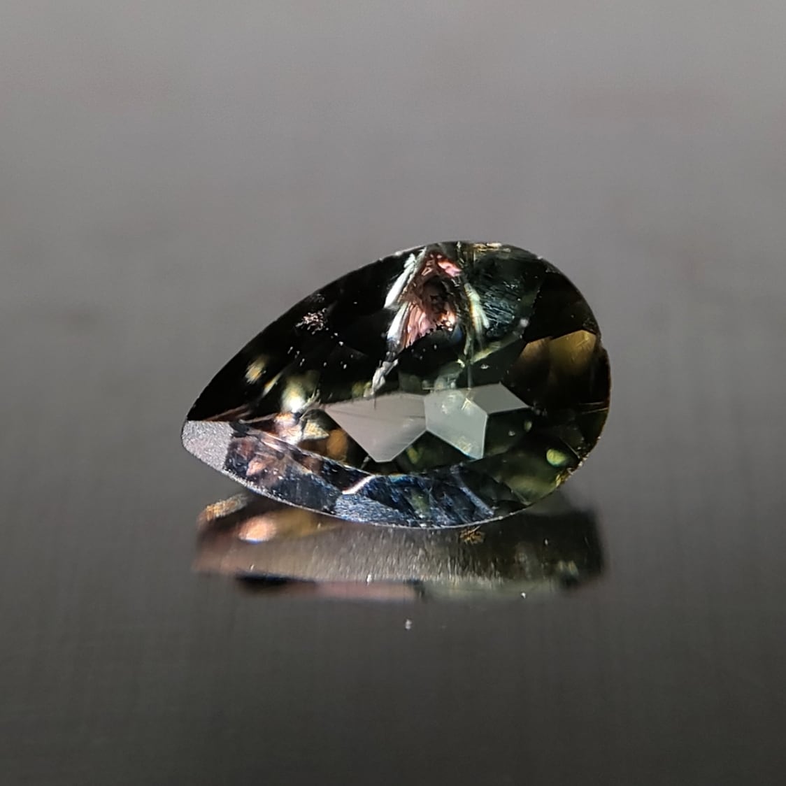 バイカラートルマリン ルース 天然 0.24ct | Chainon