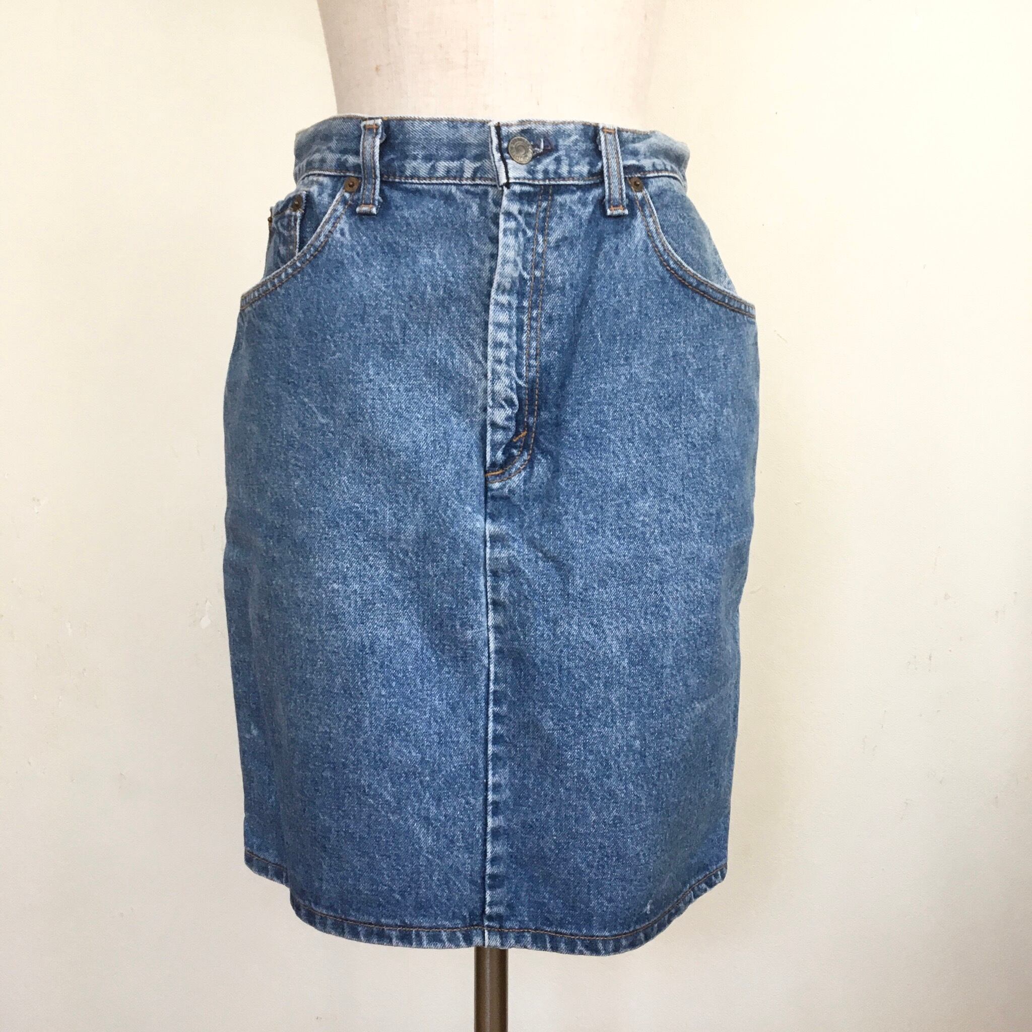 90s USA made Levi's denim skirt