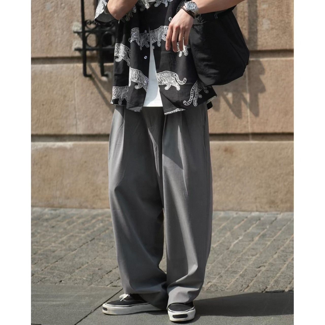 Pleated wide tapered pants 1467 - 13
