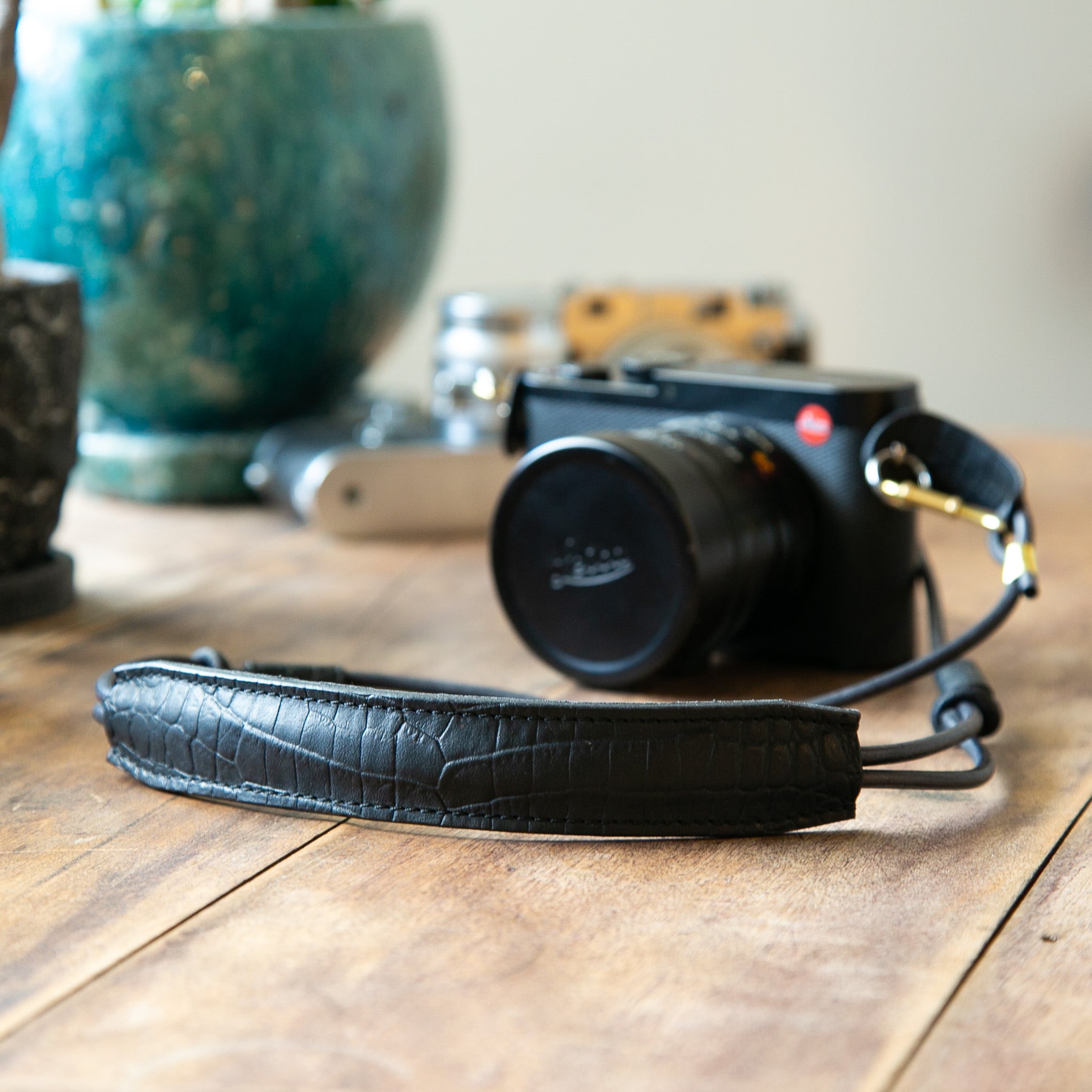 クロコ型押しレザー×革紐》ダブルコードストラップ | Cwith Leather