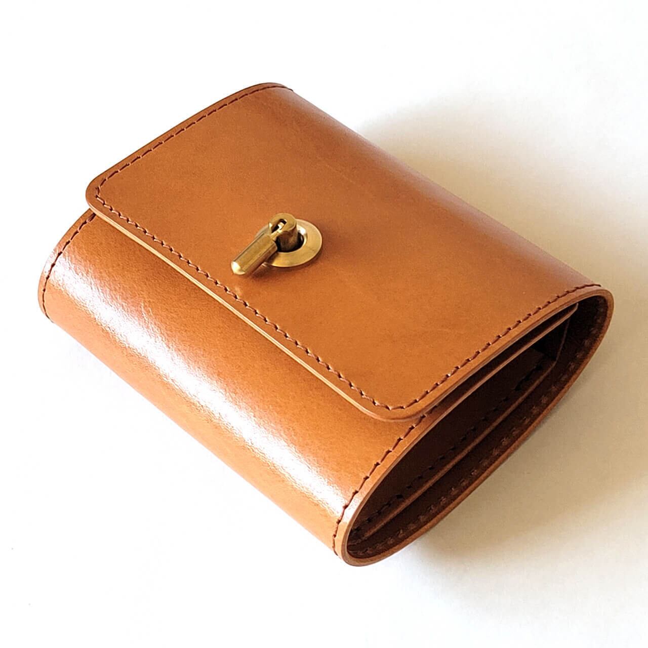 オコシ金具ミニ財布 キャメル(ヌメ) | 少しレトロな革工房 Leather+( 