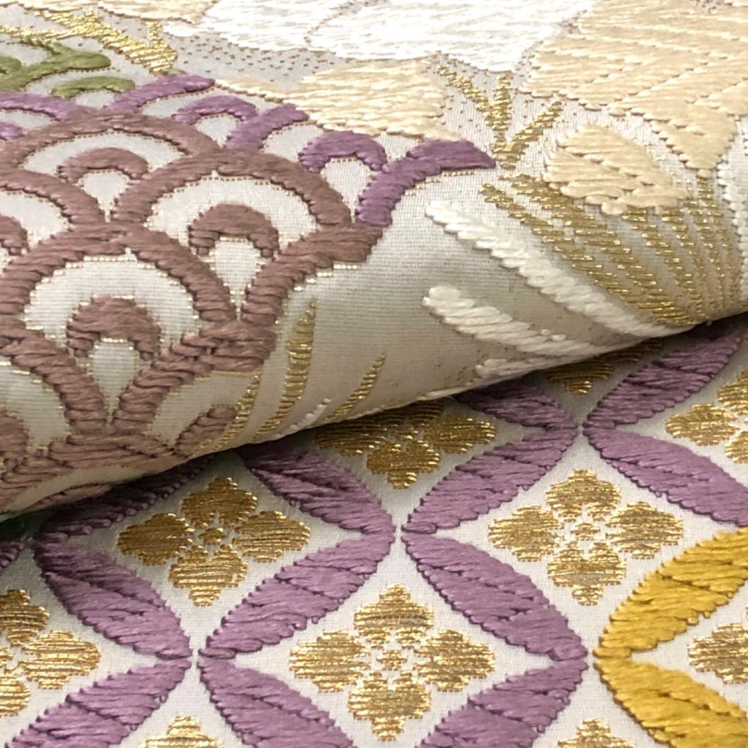 袋帯 吉祥道長文 草木唐織 花七宝 青海波 金糸 胡粉色 O-5351