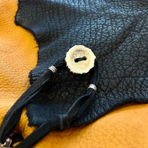 別注 ナスングワム×アーリーモーニング【Nasngwam×Early Morning】Deerskin Messenger Bag