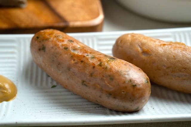 自家製燻製ソーセージ　ハーブ　-Saucisse aux Herbes-　１本［冷凍］