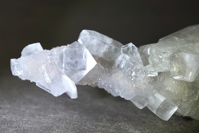 アポフィライト/カルセドニー Apophyllite/Chalcedony 1389