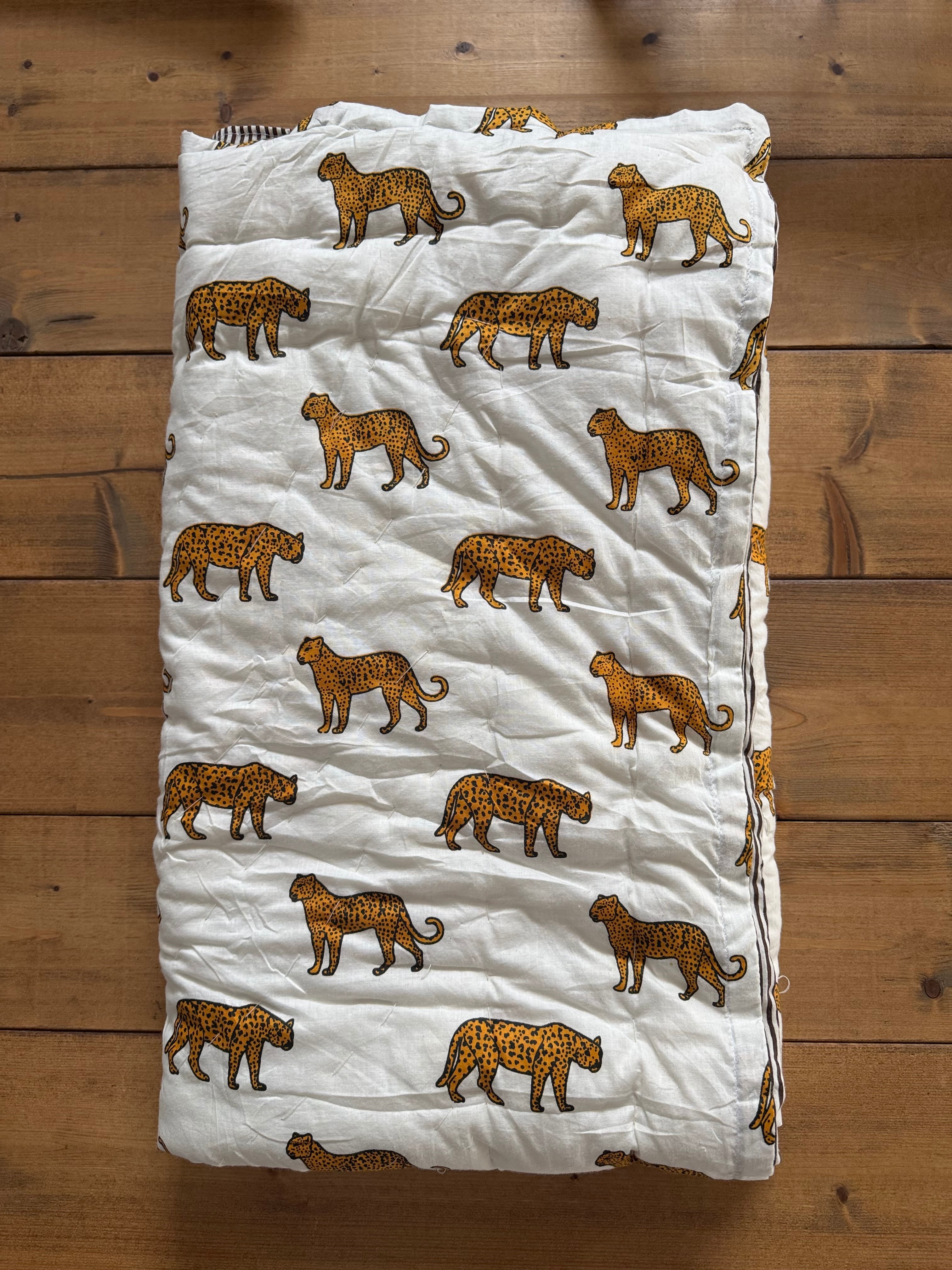 インド ベービーキルト 猫用布団 ヒョウ柄 ブラウン