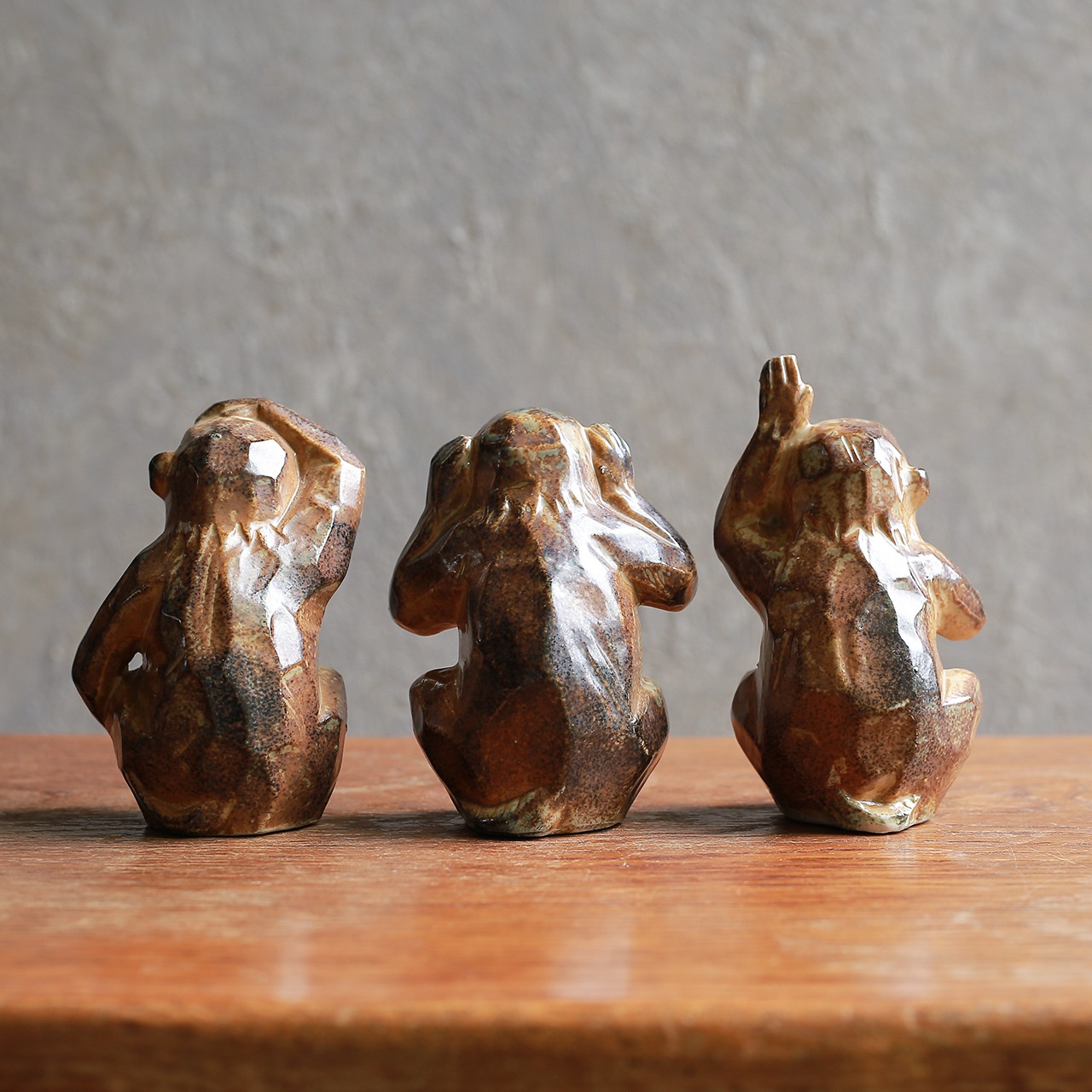 【ご成約品】ひょうきんな顔をした、見る聞く言うサル 1