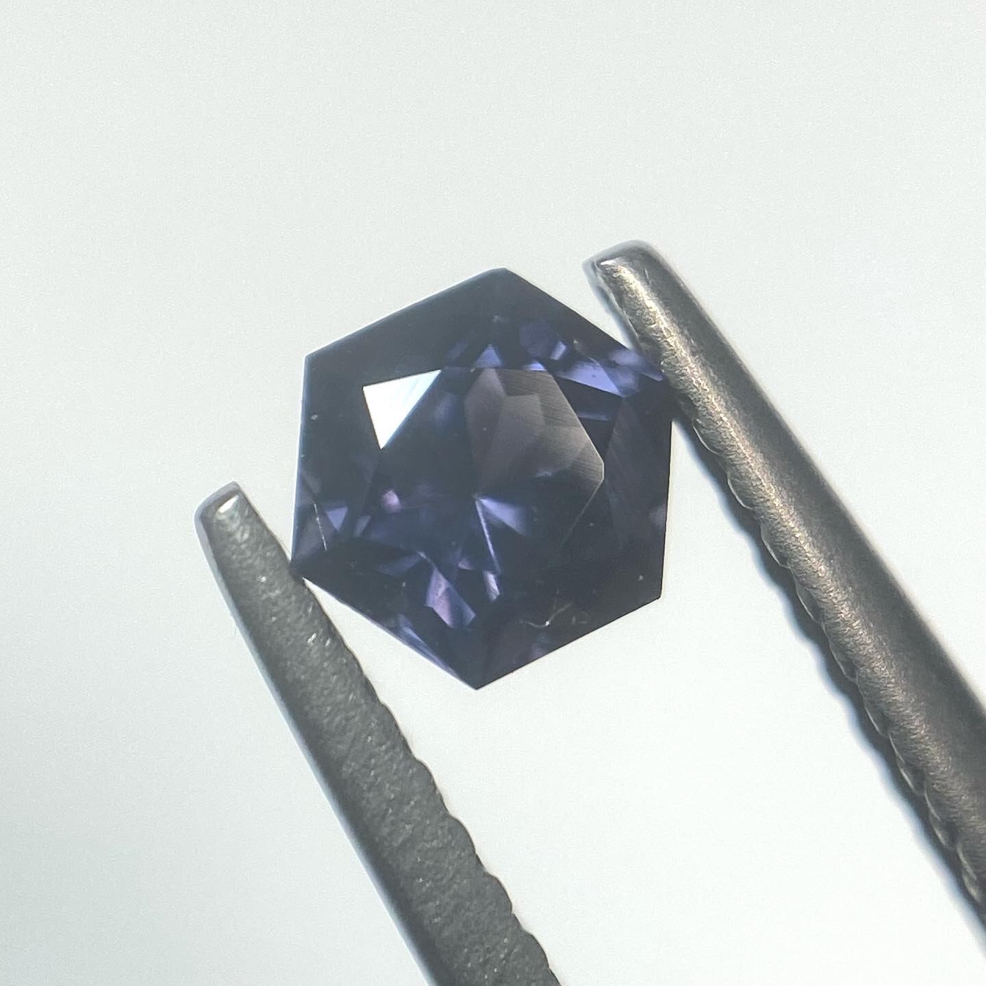 寒空に光る星　スピネル2