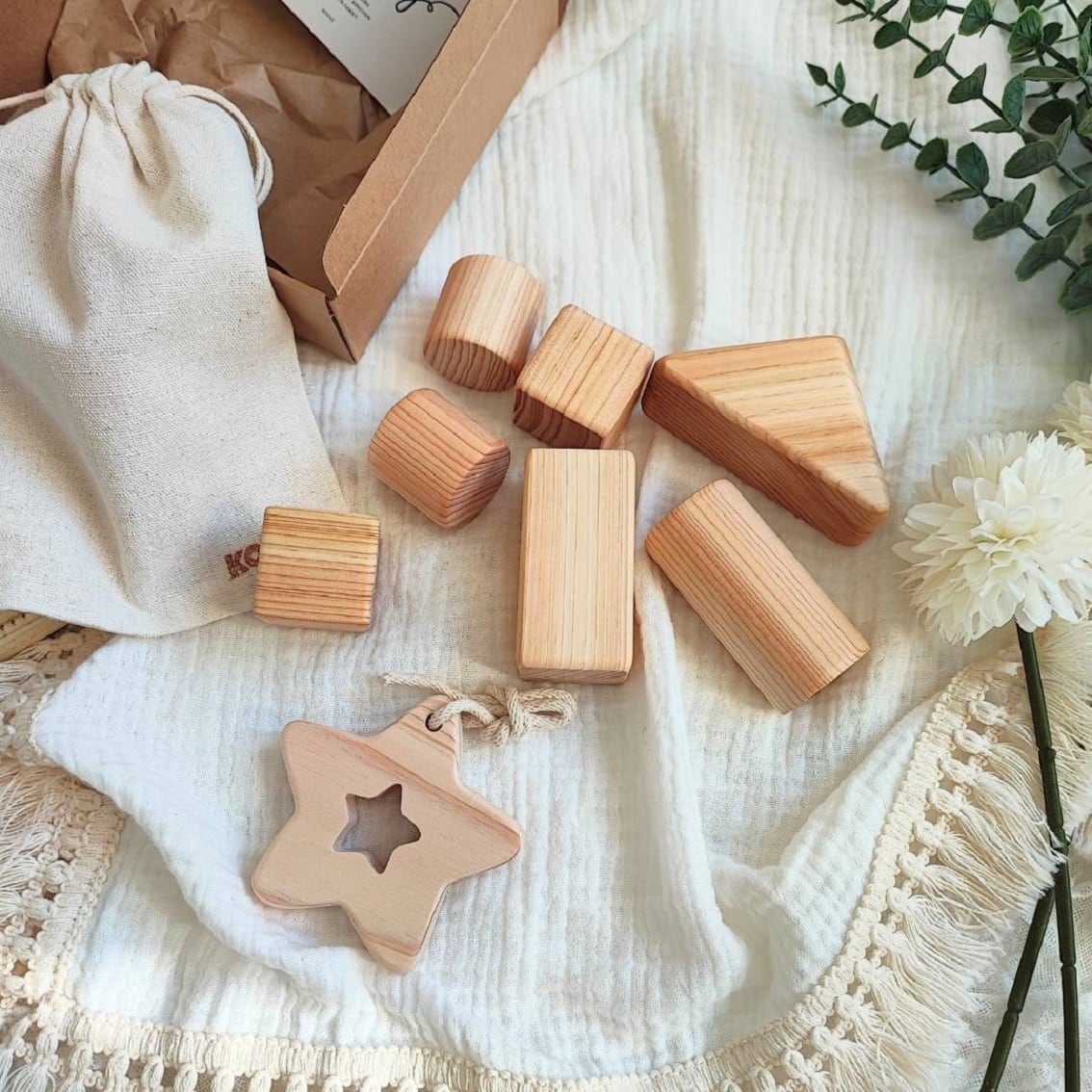 送料無料】MOKUIKUデビューset 積み木・名入れ星・ハート歯がため