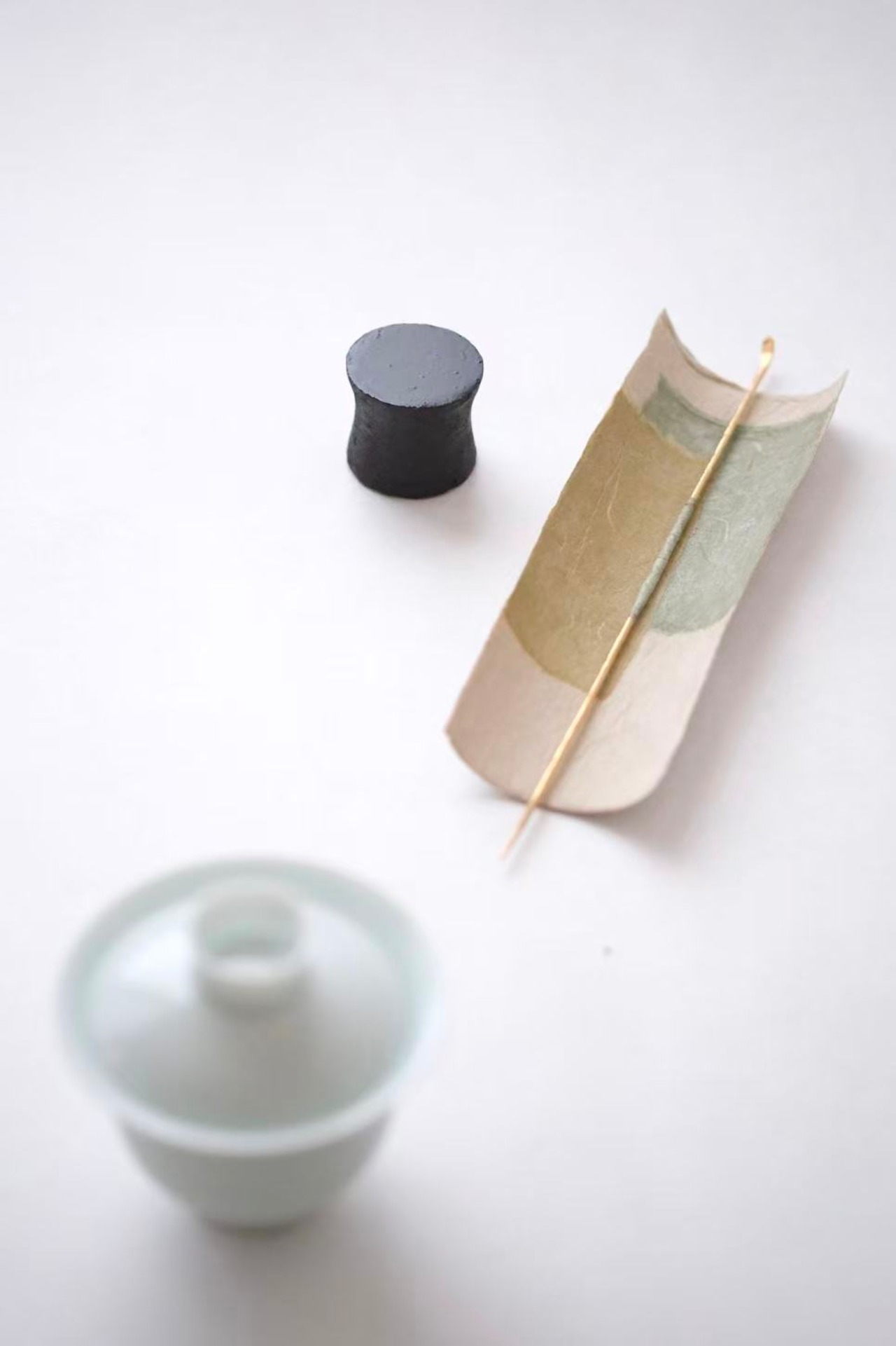手々 tete -  漆蓋置 lid holder