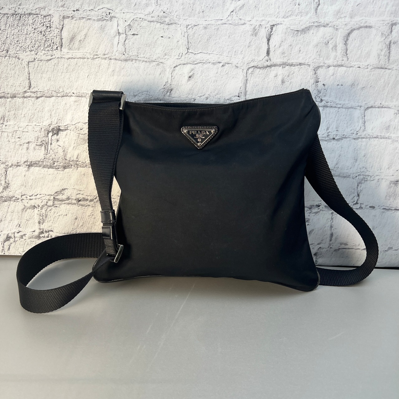 PRADA プラダ ナイロン ショルダーバッグ 黒 A-12493