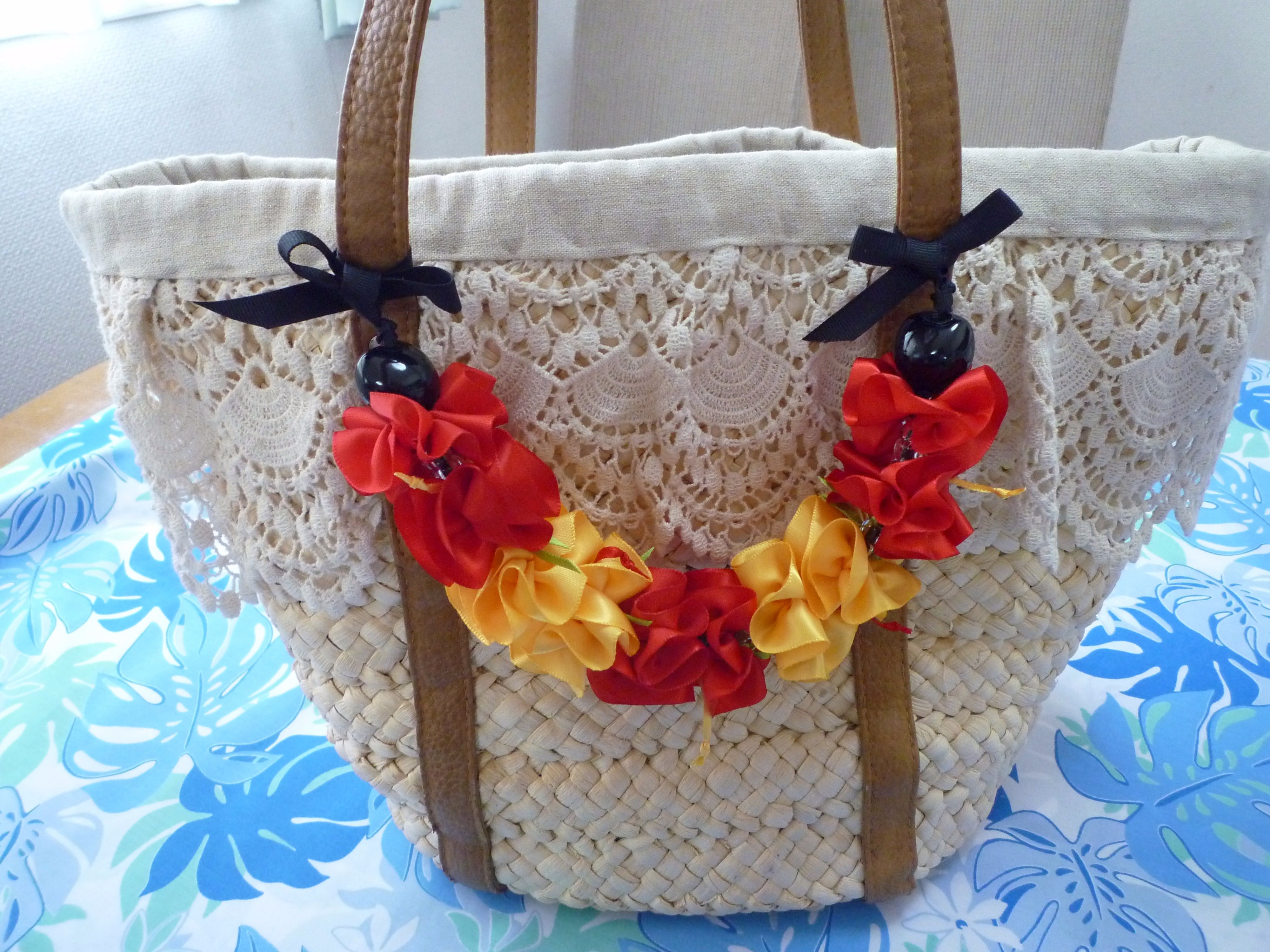 ハワイアンリボンレイ【ハイビスカスバッグチャーム】 キット リボンレイ・ハンドメイド♡Makana aloha ハワイアンリボンレイ(バックチャーム2本セット)