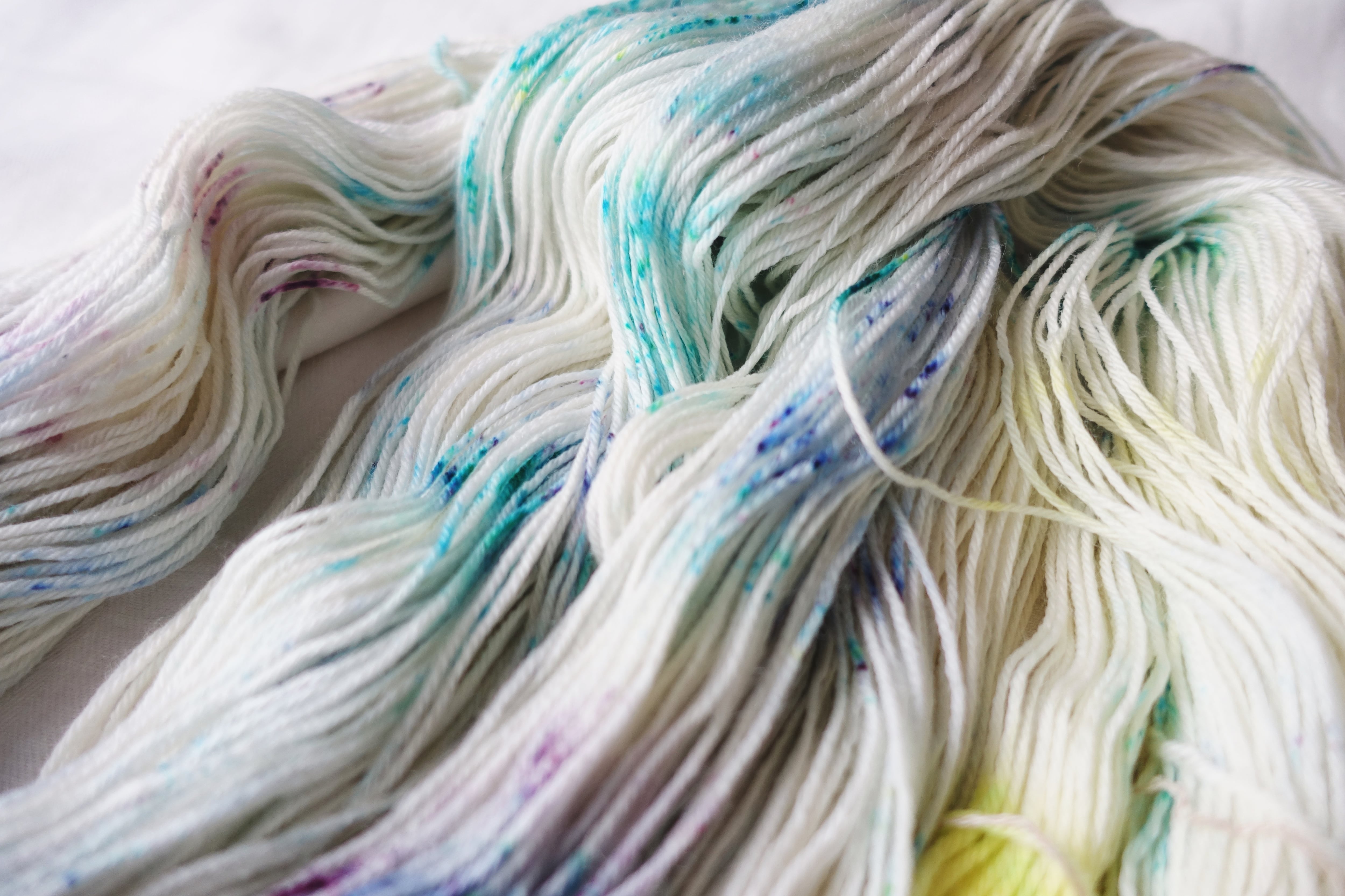 手染め毛糸]SperwashMerino100_4PLY_Lush life! | 手染め毛糸のYaoskep