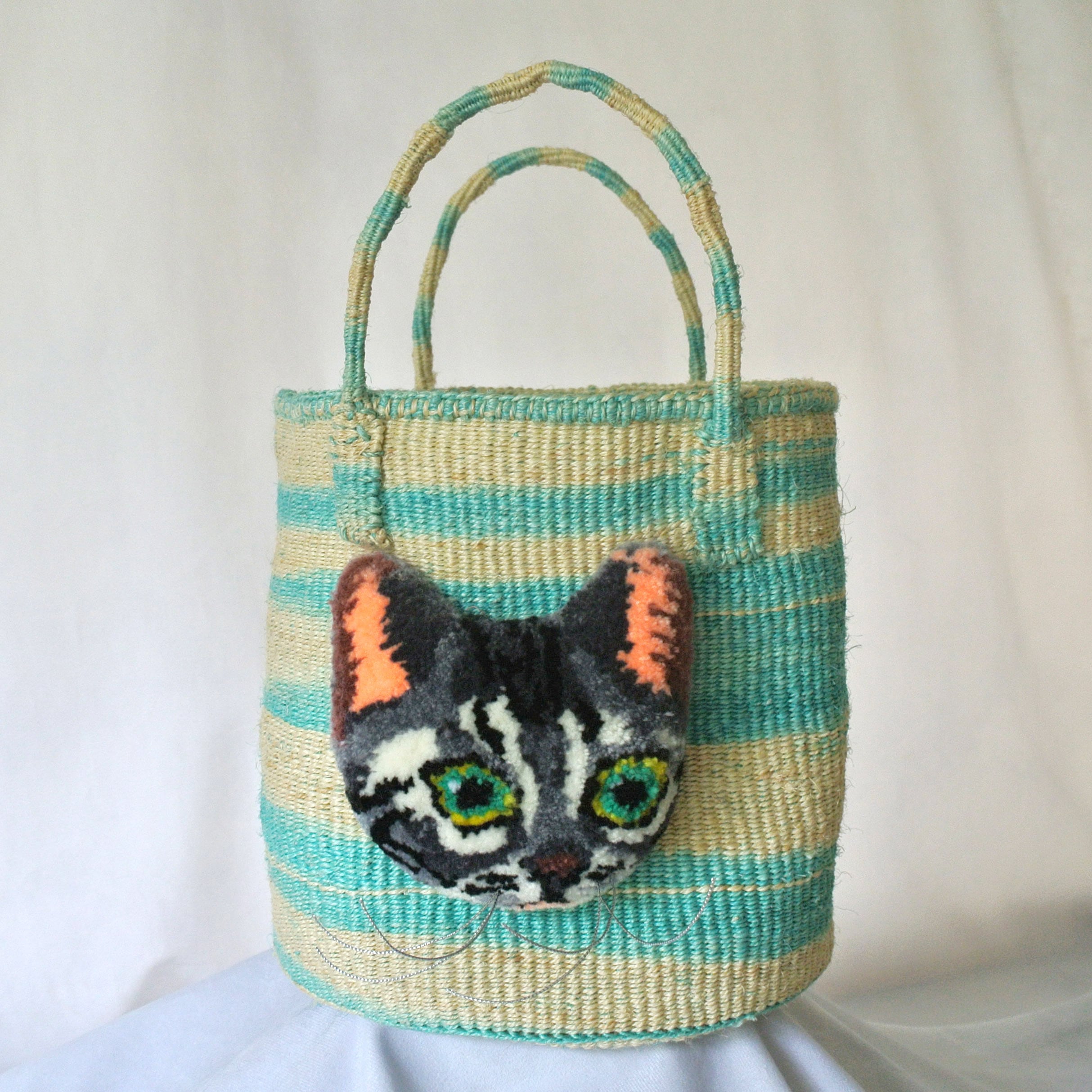 モコモコねこカゴバッグ サイザル×アクリル ショルダーVer. キジトラ