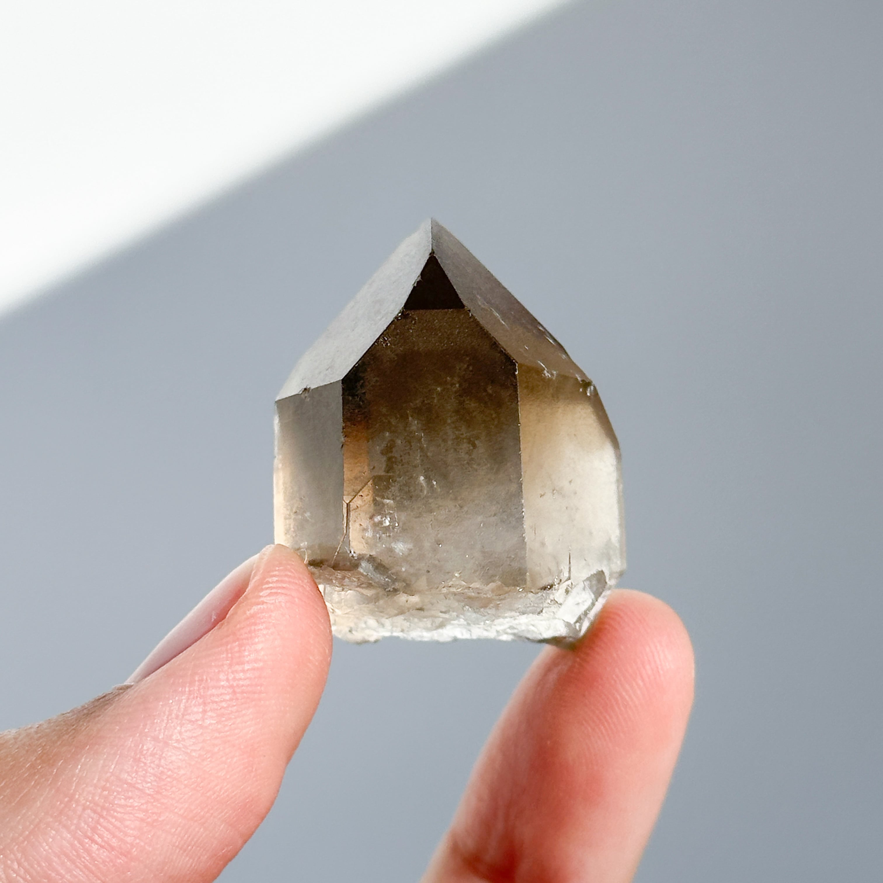 ミナスジェライス産 スモーキークォーツ 32 原石◇Smoky quartz◇天然石・鉱物・パワーストーン