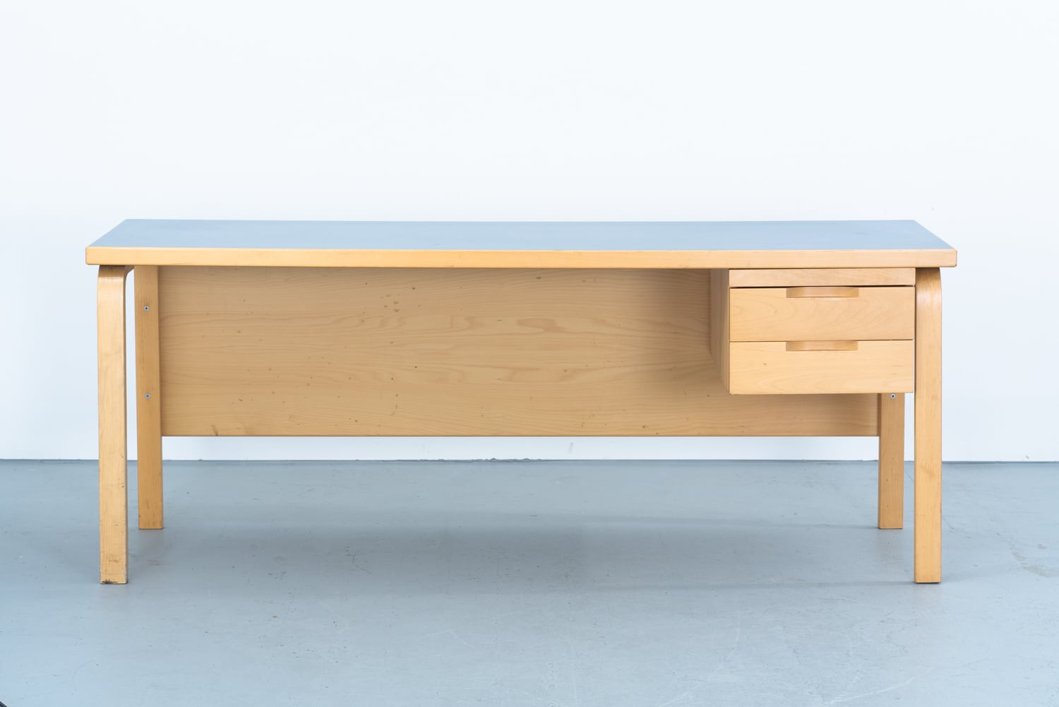Alvar Aalto | Desk | kaikki gallery | 北欧ヴィンテージ家具の