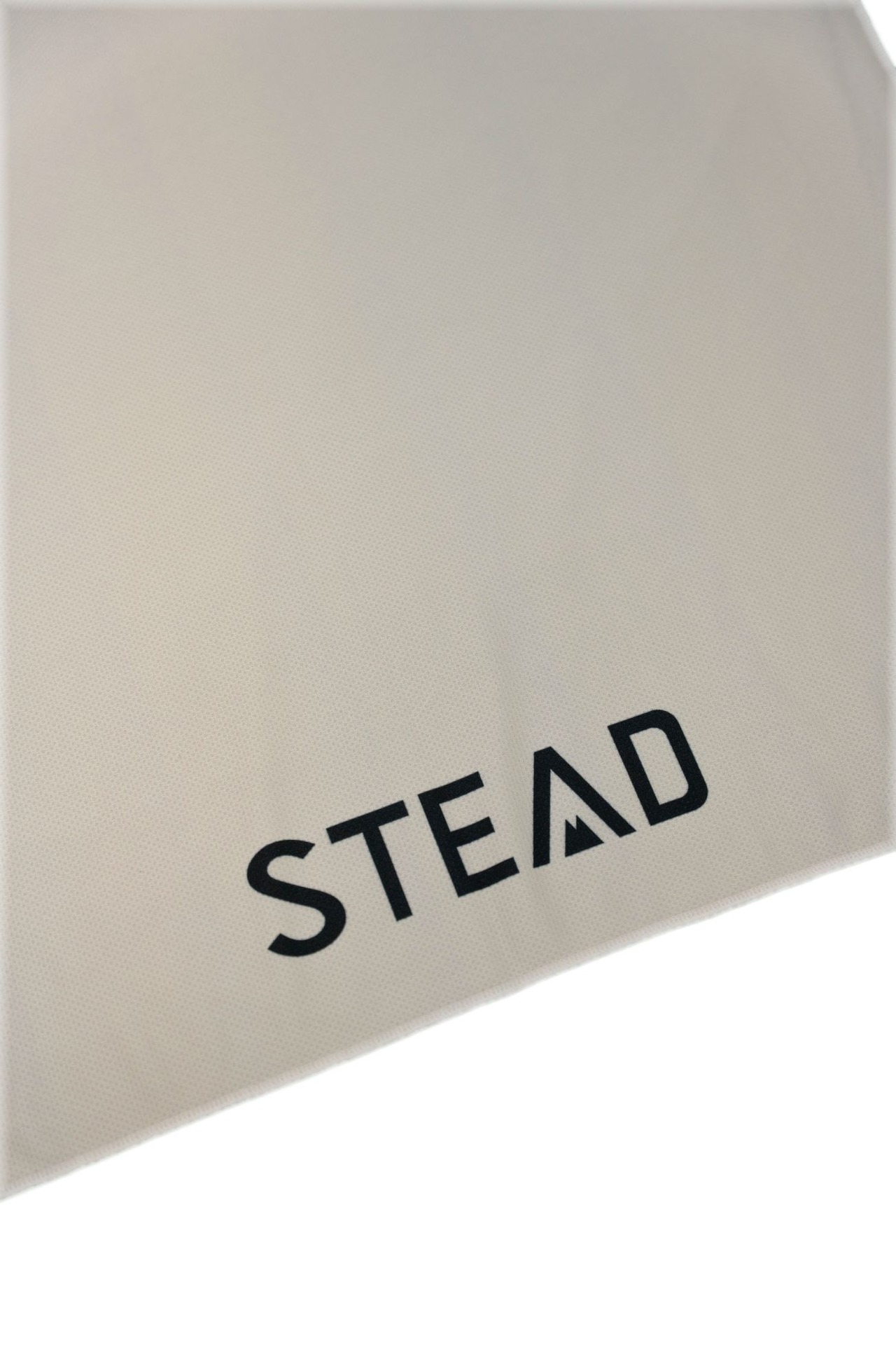 冷感アイスポンチョ（アイボリー/ハートロゴ）