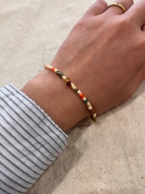 13 オリジナル ハンドメイド ヴィンテージビーズブレスレット｜ベージュ オレンジ系｜フリーサイズ｜デッドストック ヴィンテージビーズ 新品未使用