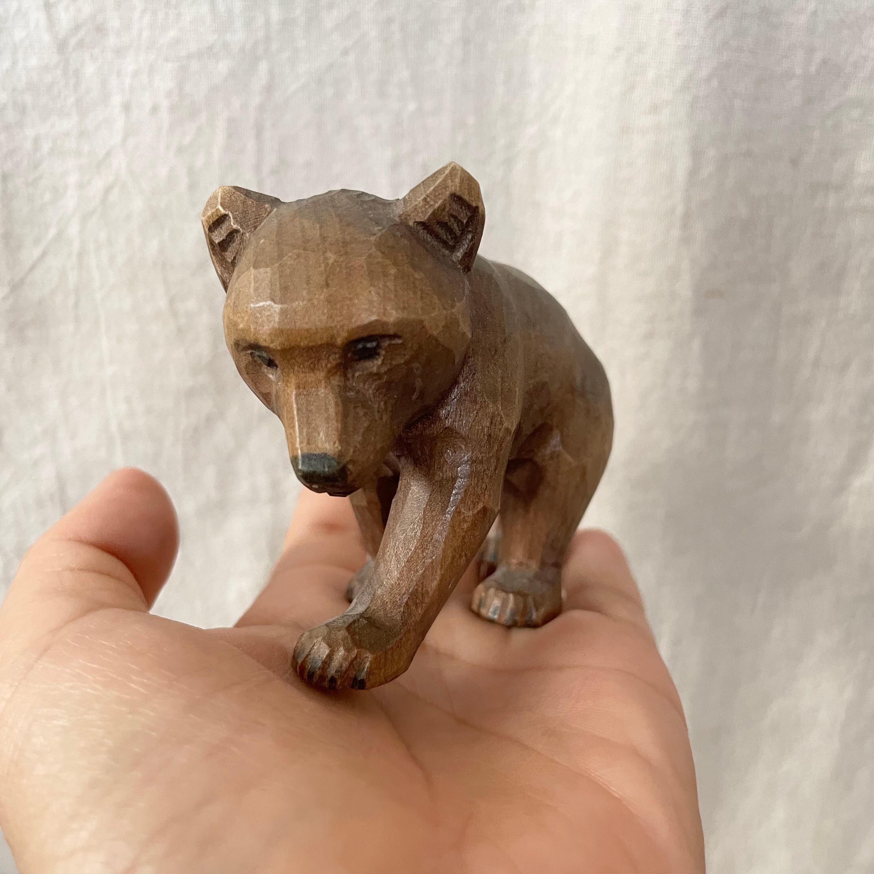 木彫りのイケメンくま | tsuitachi craft&brocante