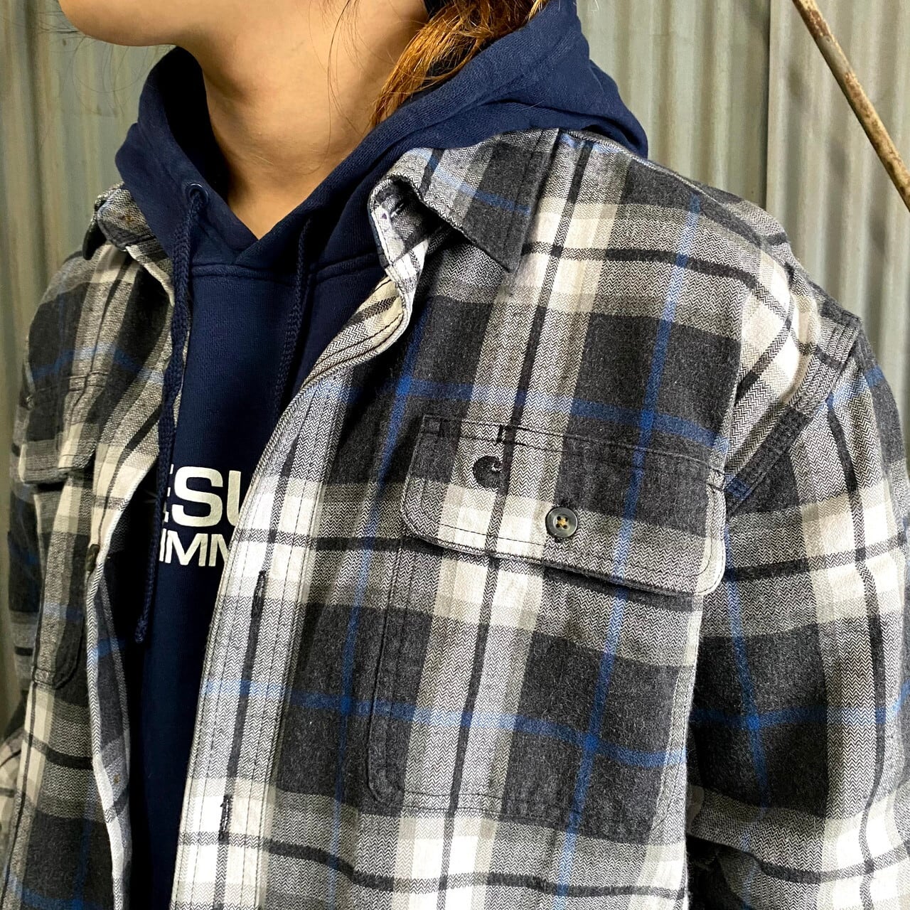 USA古着 carhartt ヘビーネルシャツ　L チャコールグレー　チェック USA古着 carhartt ヘビーネルシャツ L チャコールグレー