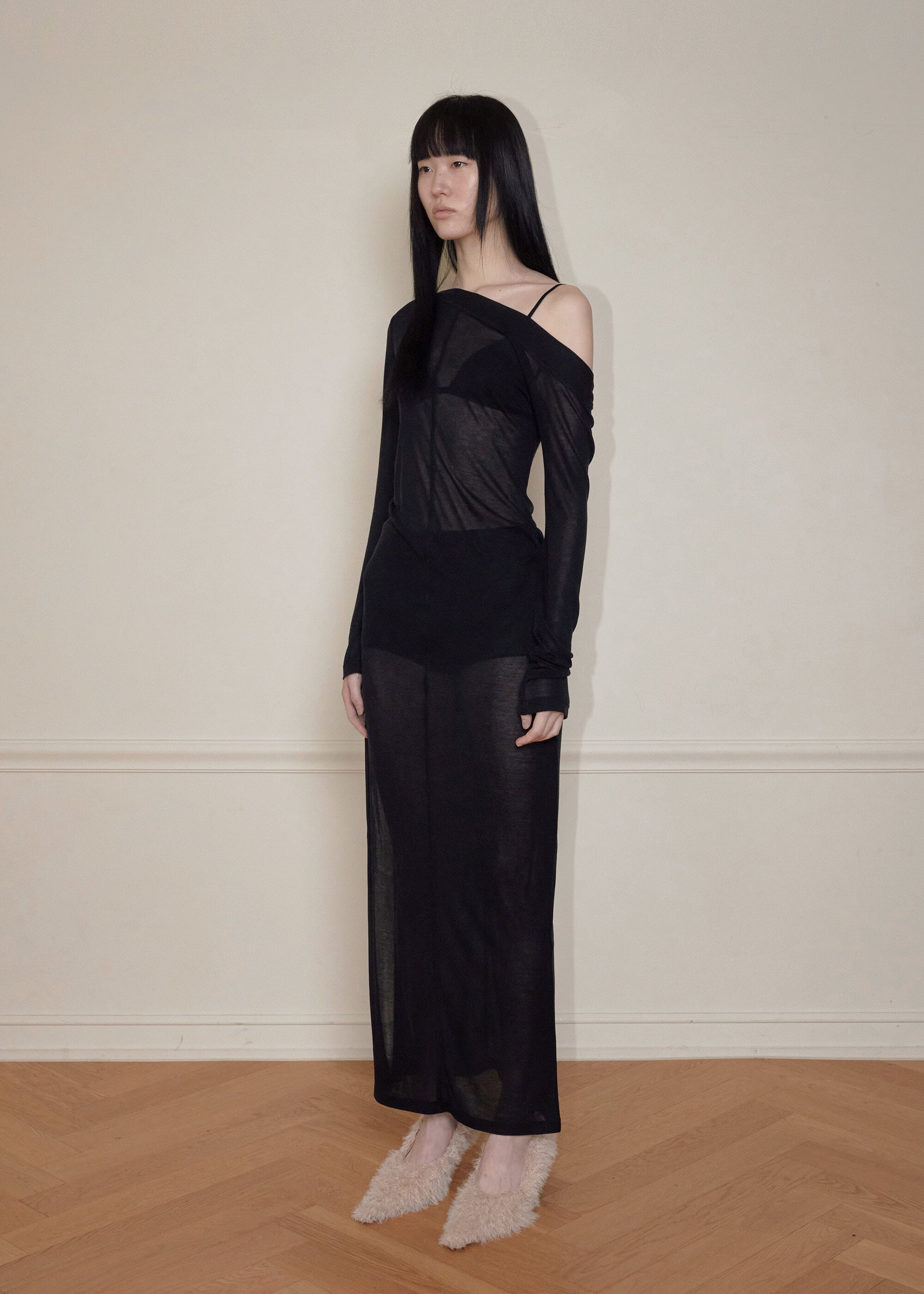 BOHEMSEO] SLICK OFF SHOULDER DRESS, BLACK 正規品 韓国ブランド 韓国