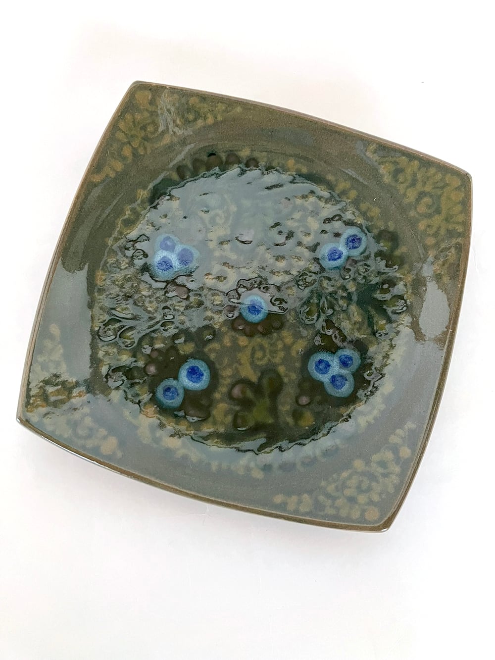 Rishtan Ceramics リシタン陶器 | Oq Oymomo