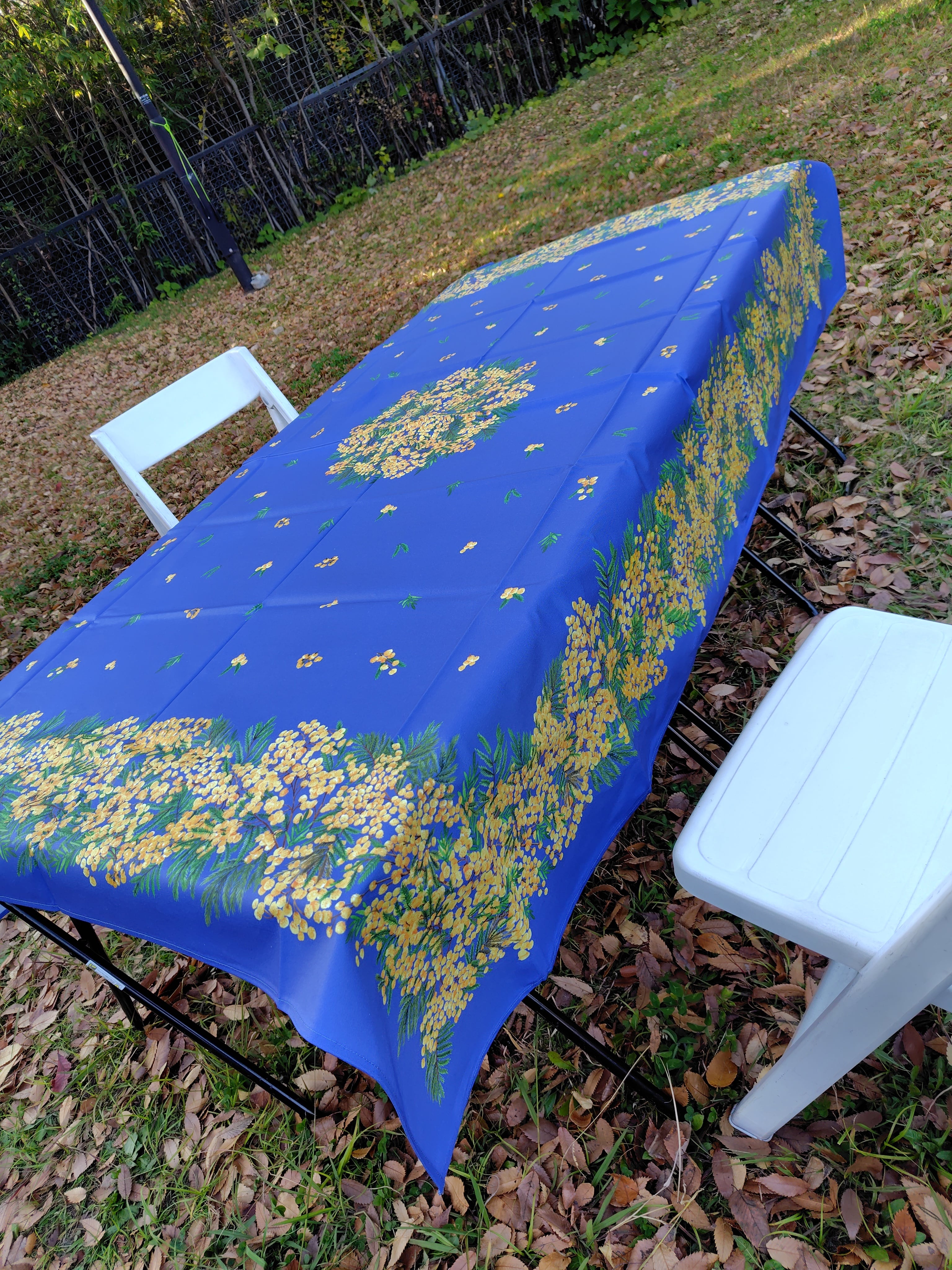 南仏プロバンスのテーブルクロス ファビウス