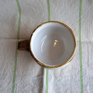 コンガリ舎　くぼともこ　マグカップ　つぼ型　