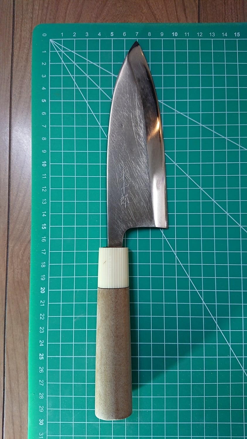 中古o601 切れる出刃包丁 東十郎 刃長約150mm+2特典 | 奄美 中古o601 切れる出刃包丁 東十郎 刃長約150mm+2特典 | 奄美