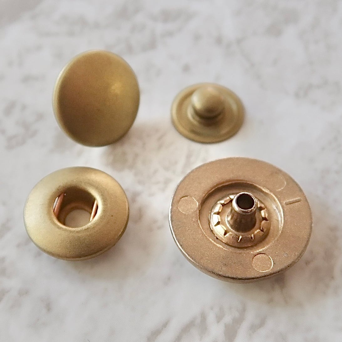 VINTAGE CHANEL BUTTON】アンティークゴールド ココマーク ボタン 16mm