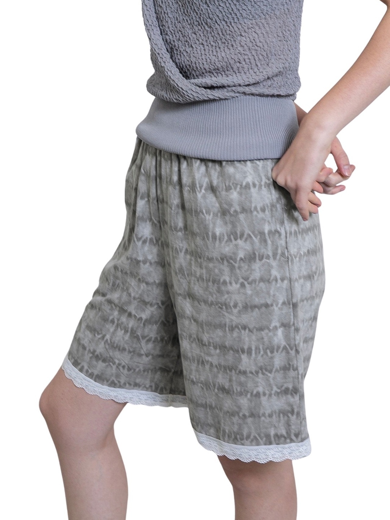 PERVERZE パーバーズ /Lace-trim Loose Slip Shorts ¥24,200- / ショーツ - 2