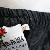 ベリーダンス 衣装 BANU ROSA バーヌローサ ジプシースカート 25ヤード ジプシースタイル ブラック系 無地 シンプル 黒 白 ティアード ボリューム 光沢 華やか かわいい ダンス衣装 イベント ステージ 練習 レッスン ホワイト系