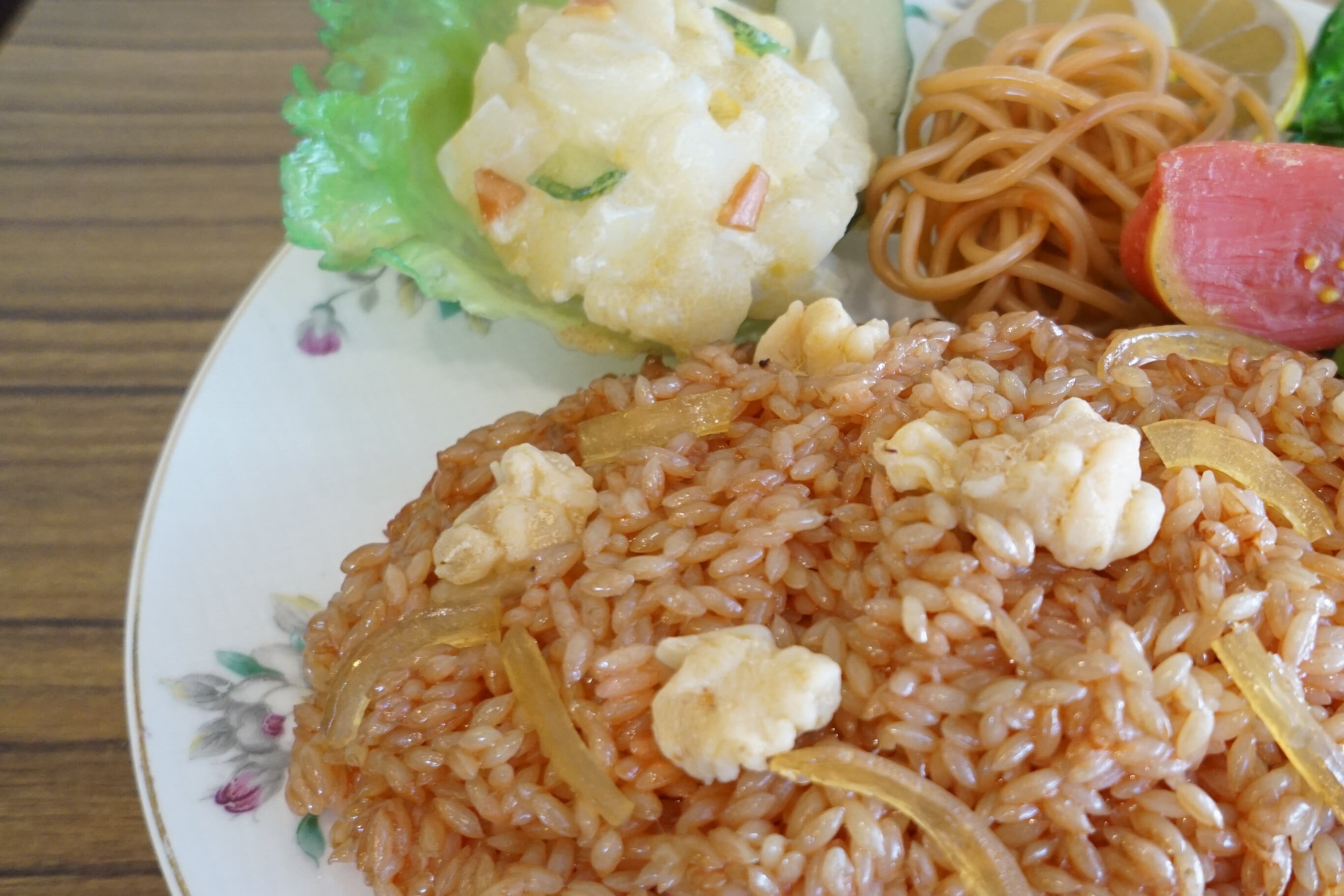チキンライスの食品サンプル（皿なし） | 純喫茶家具の村田商會