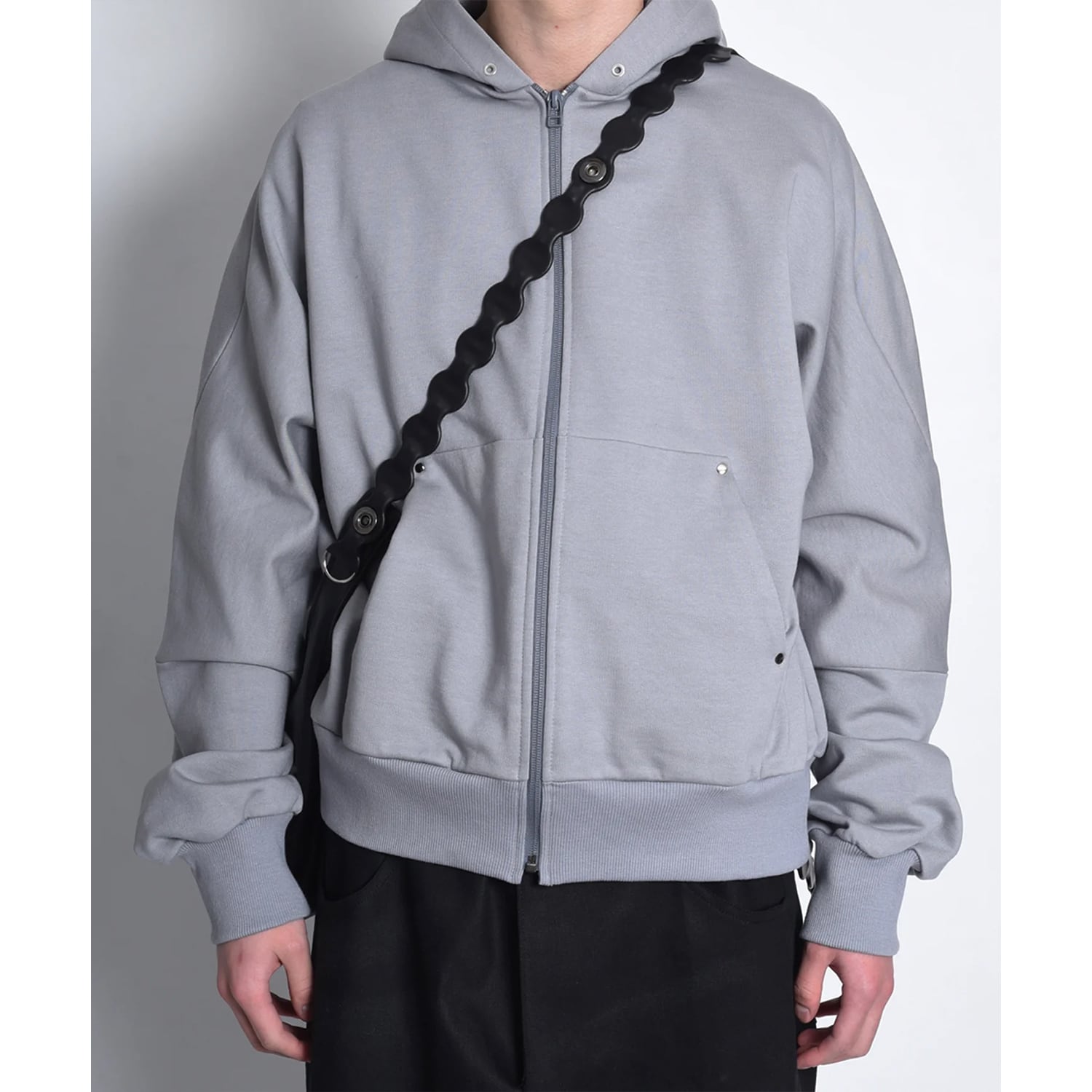 UNEEK BASEMNT - Discover independent style.