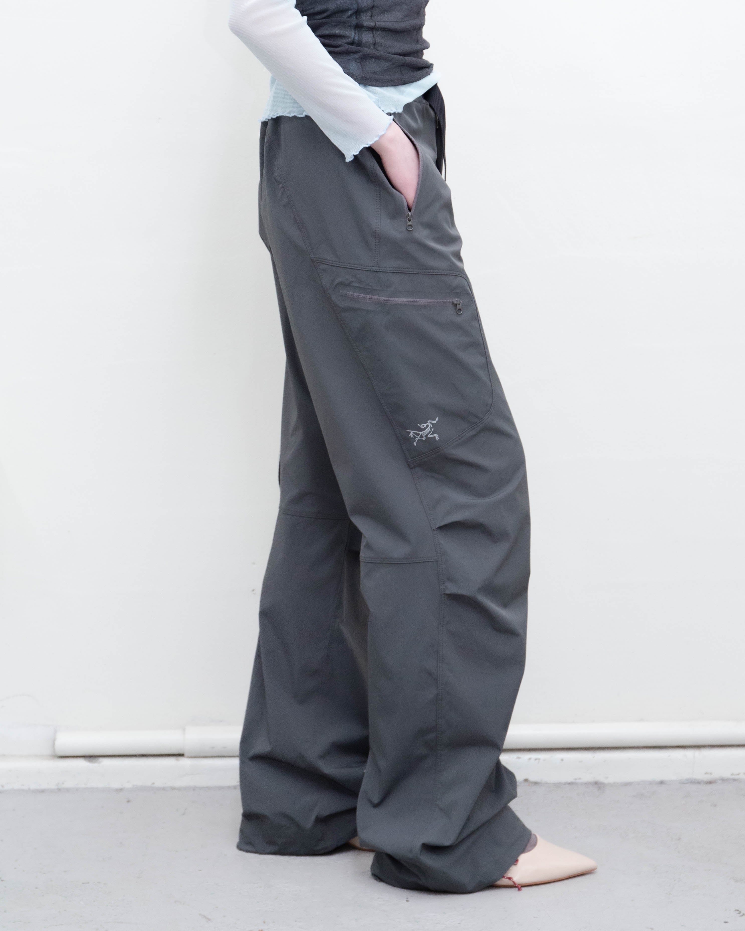 2000s ARC'TERYX - Rampart Pant / nylon cargo pants | LUIK FINN