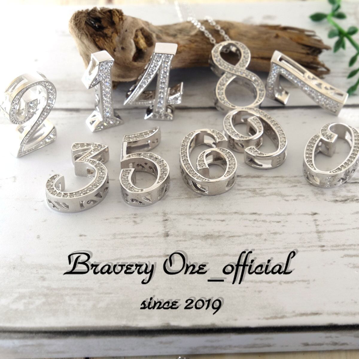 【Bravery One】Number Necklace