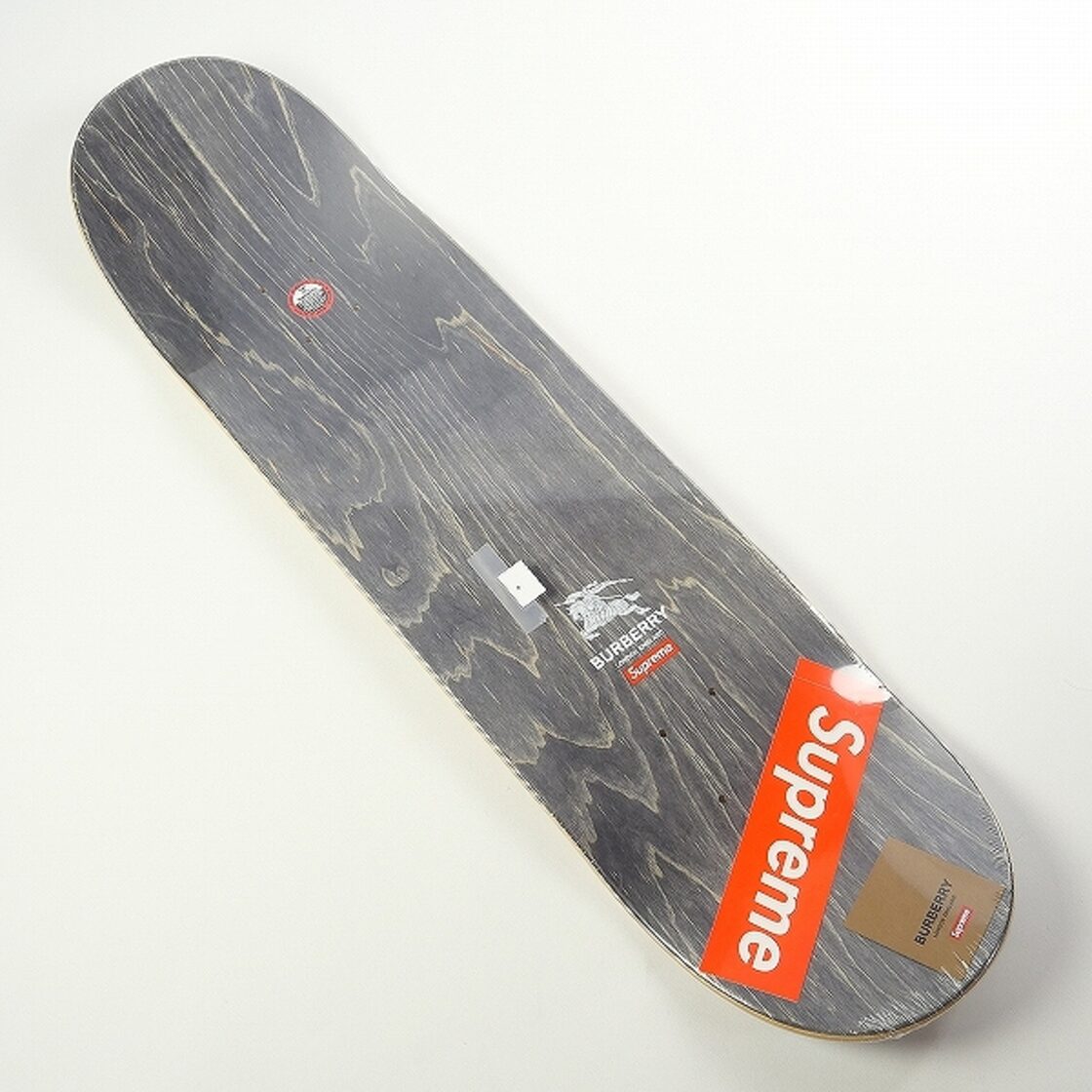supreme シュプリーム つよく スケボーデッキ