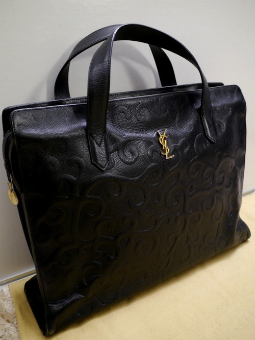 レア◆YSL サンローラン トライバル A4対応ビジネス可 レザー トート バッグ ブリーフケース 黒◆YSLチャームが主張！希少なブリーフケース