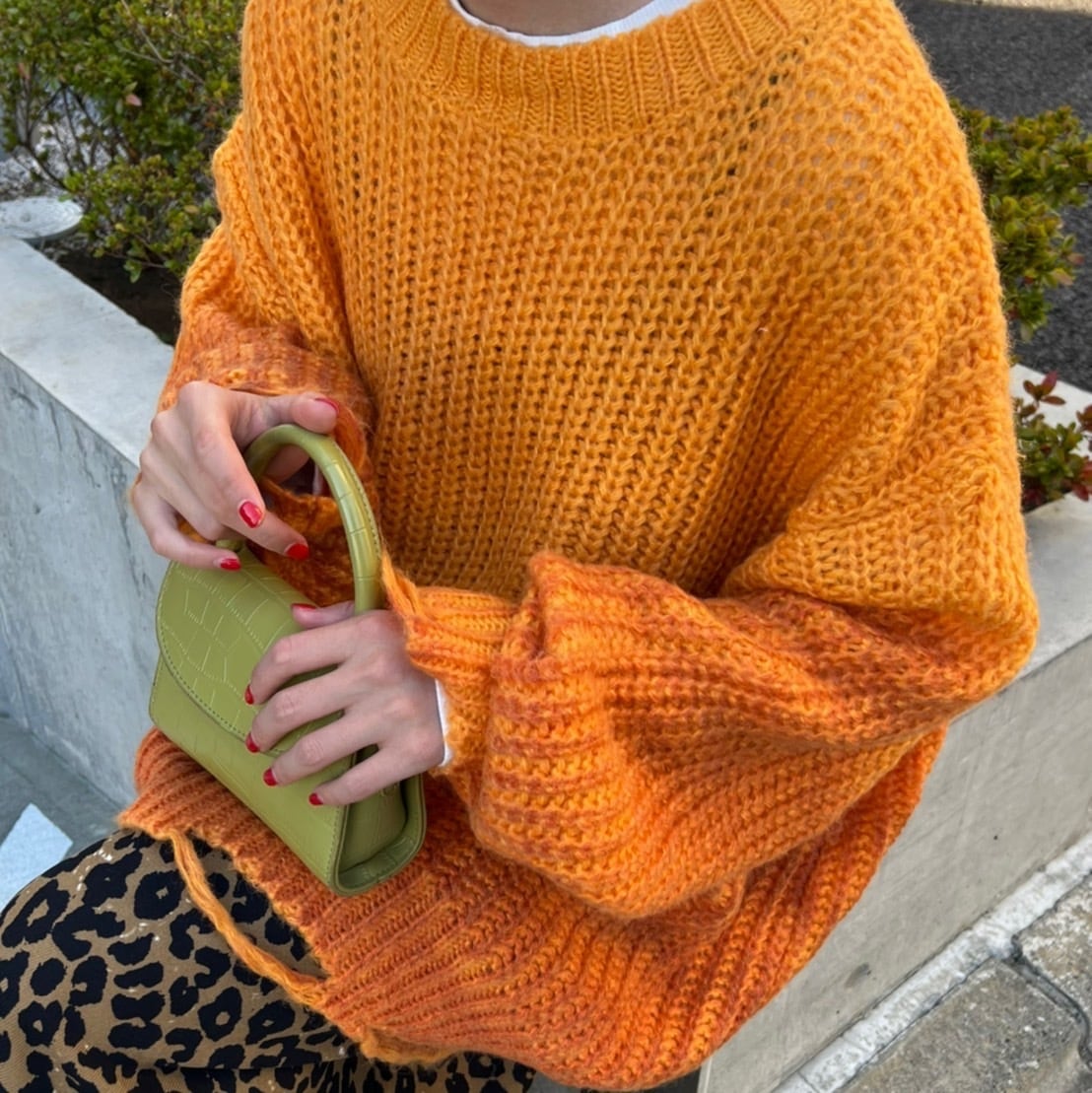 グラデーションボリュームニットトップス_LN01600